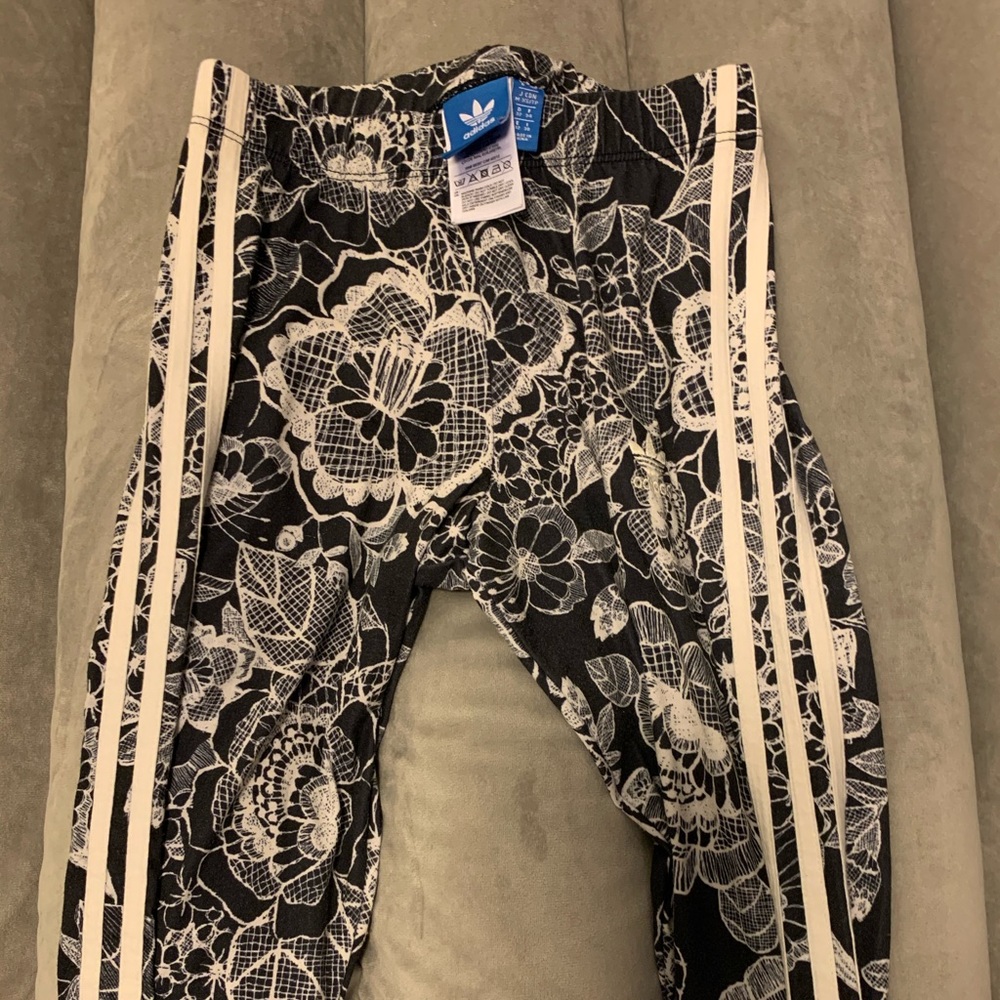 Adidas leggings